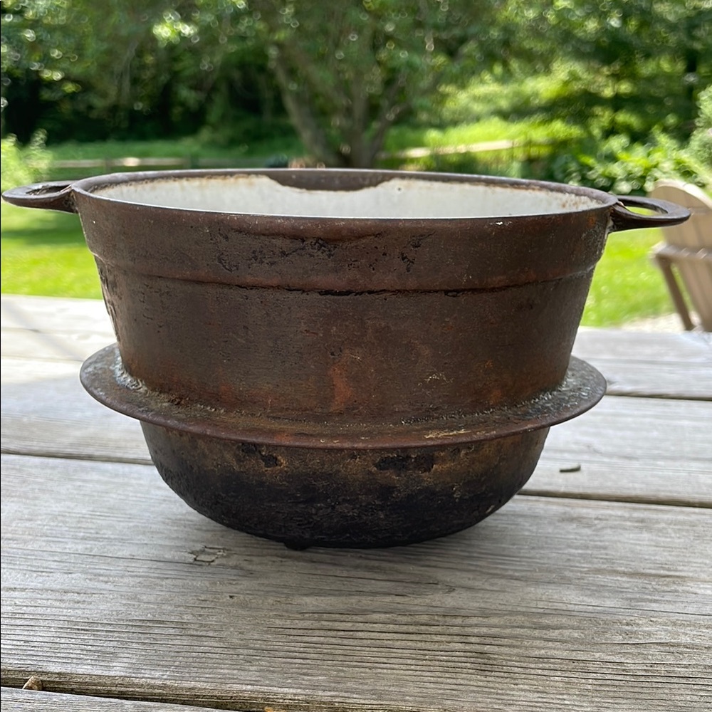Vintage Cast Iron Three Legged Pot